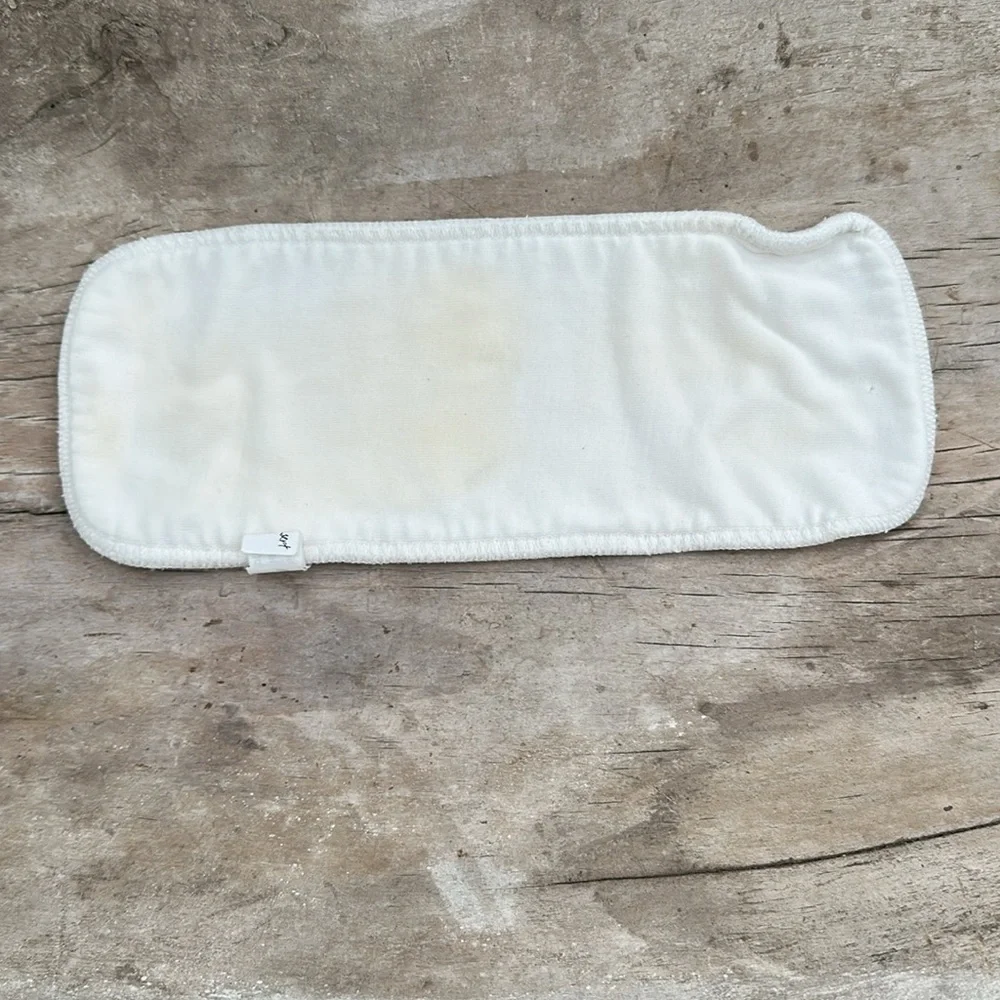 Thirsties hemp and cotton insert ONE only. No snaps